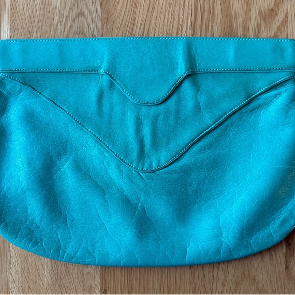 Quiet Luxury meets 90s Paris Charles Jourdan Teal Leather Clutch - Picture 1 of 3